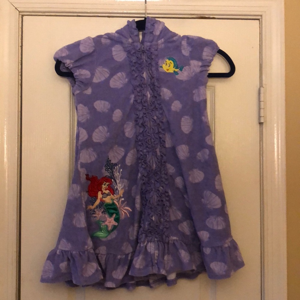 Hooded girls little mermaid coverup 9/10